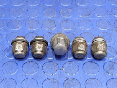 2012 Dodge Grand Caravan Lug Nuts
