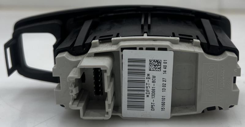 2013 Lincoln MKZ Headlight Switch (Dash Mtd)