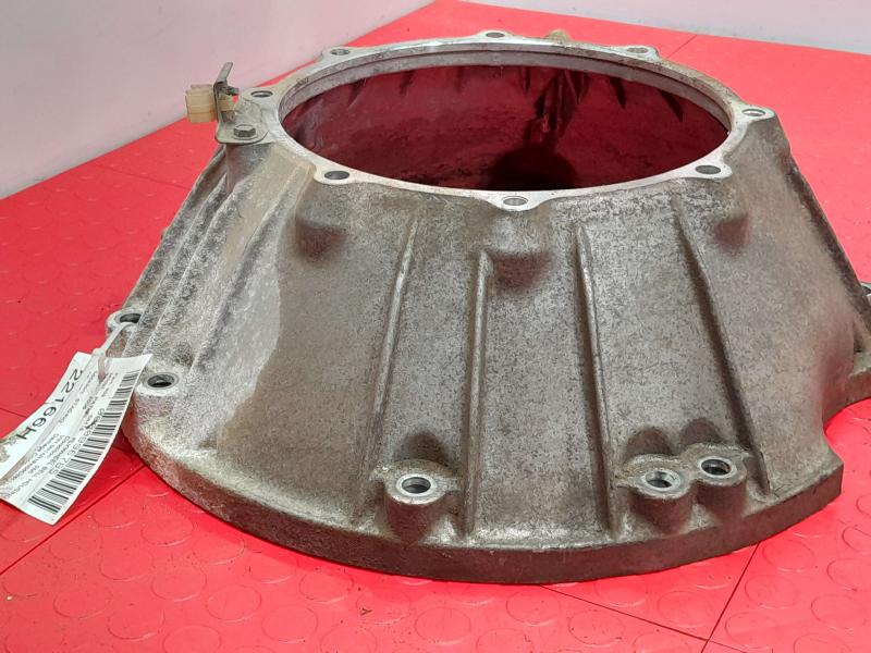 2005 2006 Nissan Pathfinder 4.0L Torque Converter Housing Bell Housing OEM 3130197X00