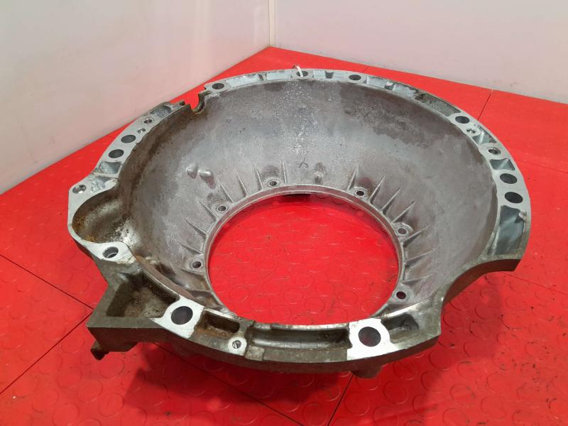 2005 2006 Nissan Pathfinder 4.0L Torque Converter Housing Bell Housing OEM 3130197X00
