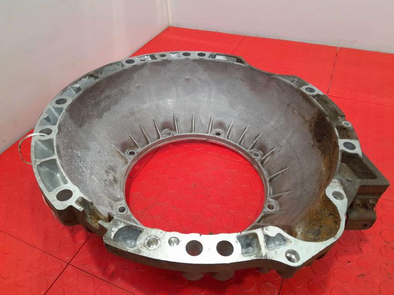 2005 2006 Nissan Pathfinder 4.0L Torque Converter Housing Bell Housing OEM 3130197X00