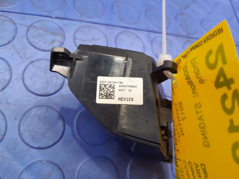 2017-2020 Lincoln Continental Steering Wheel Bluetooth Switch OEM GD9T-9E740-FBW