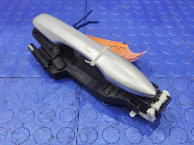 2016 Toyota Prius Outside Door Handle