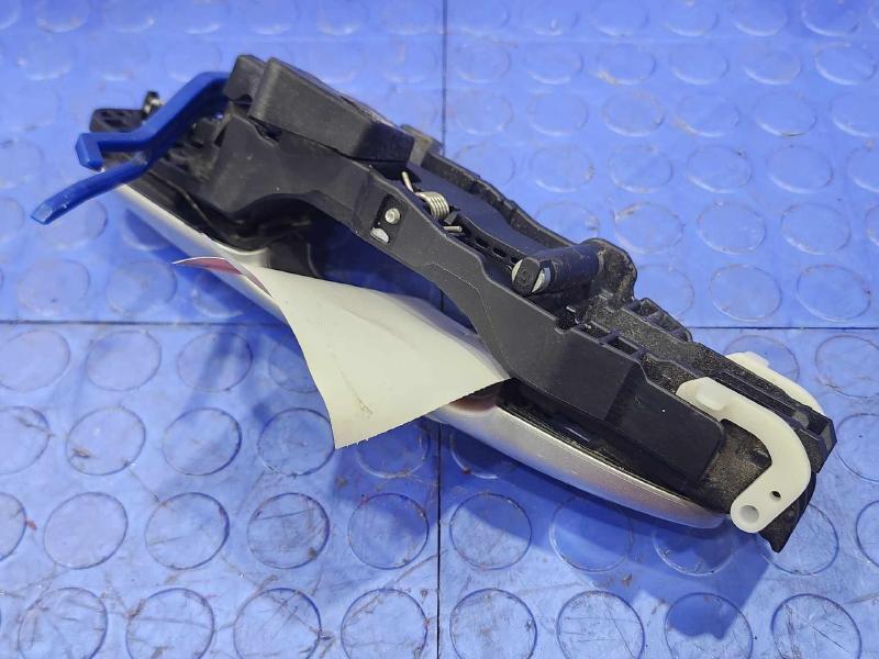 2016 Toyota Prius Outside Door Handle