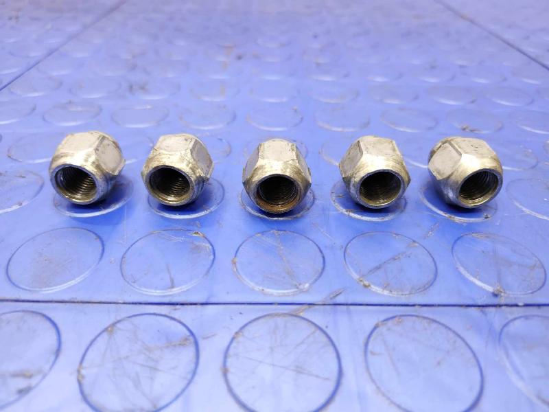 2015 Subaru Forester Lug Nuts
