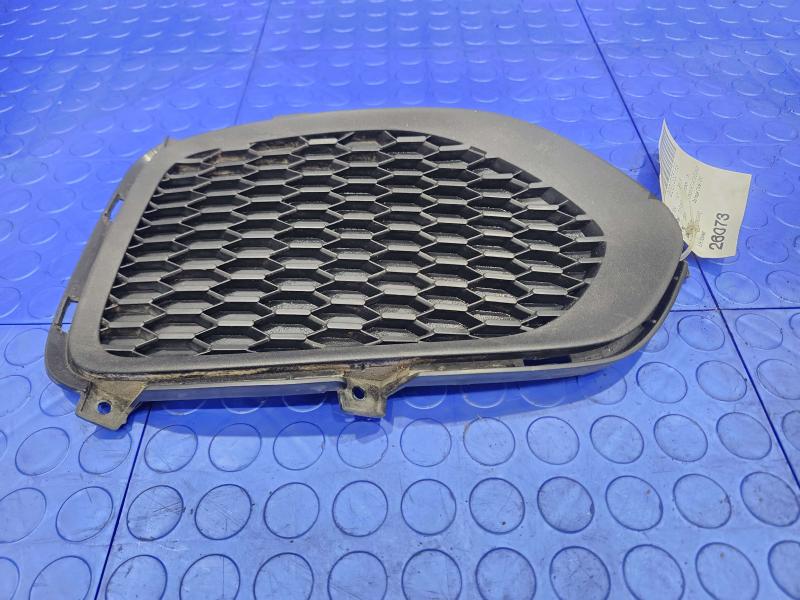2011 Kia Sorento Grille