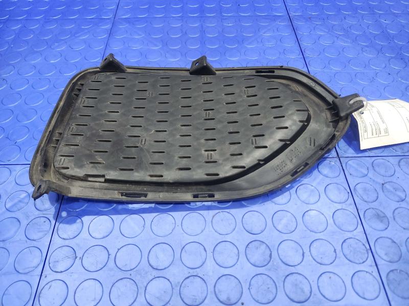 2011 Kia Sorento Grille