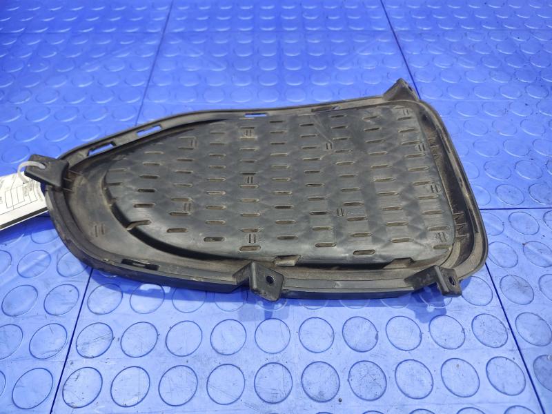 2011 Kia Sorento Grille