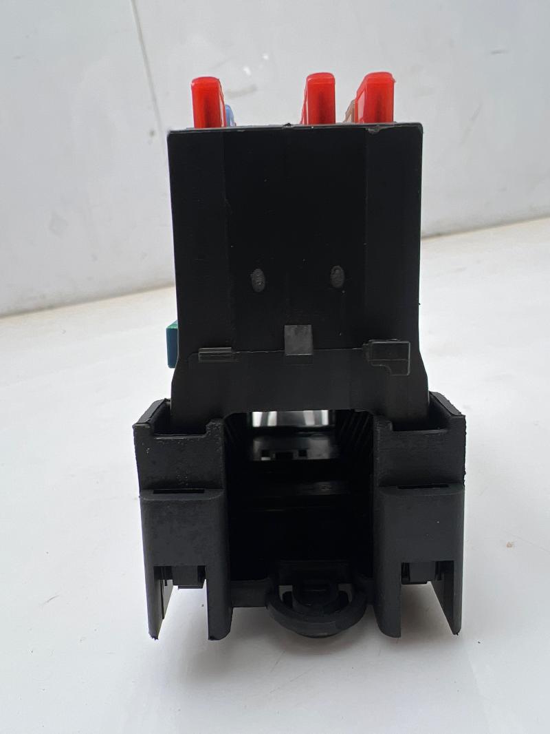 2013 Dodge Dart Cabin Fuse Box