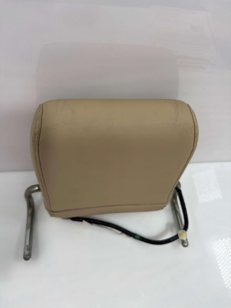 2006 Acura RL Headrest