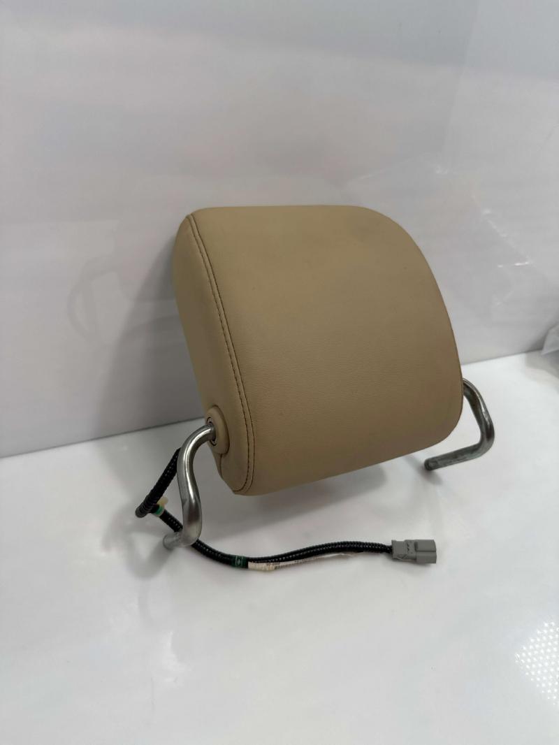 2006 Acura RL Headrest
