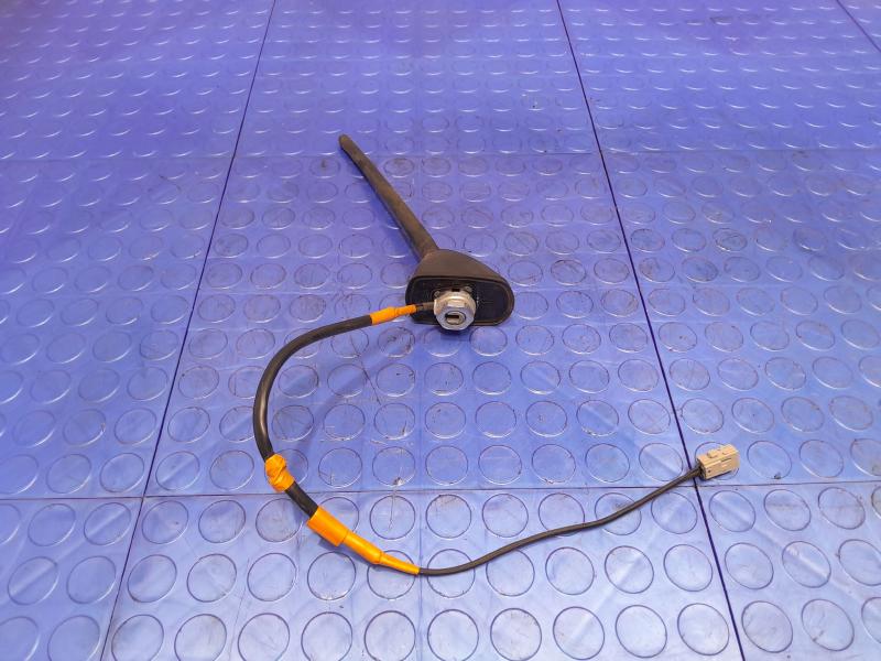 2011 Subaru Forester Antenna
