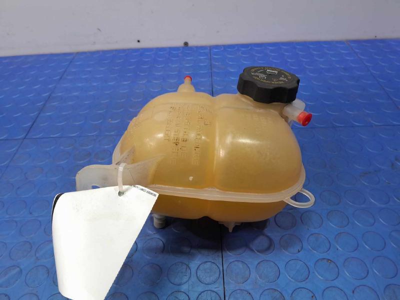 2006-2010 Pontiac Solstice Radiator Overflow Reservoir Assembly OEM 10368831