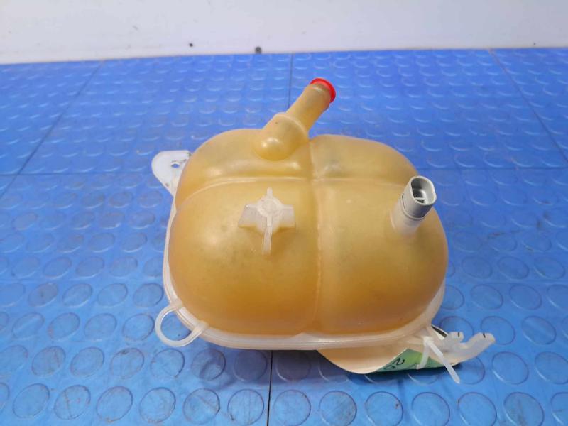 2006-2010 Pontiac Solstice Radiator Overflow Reservoir Assembly OEM 10368831