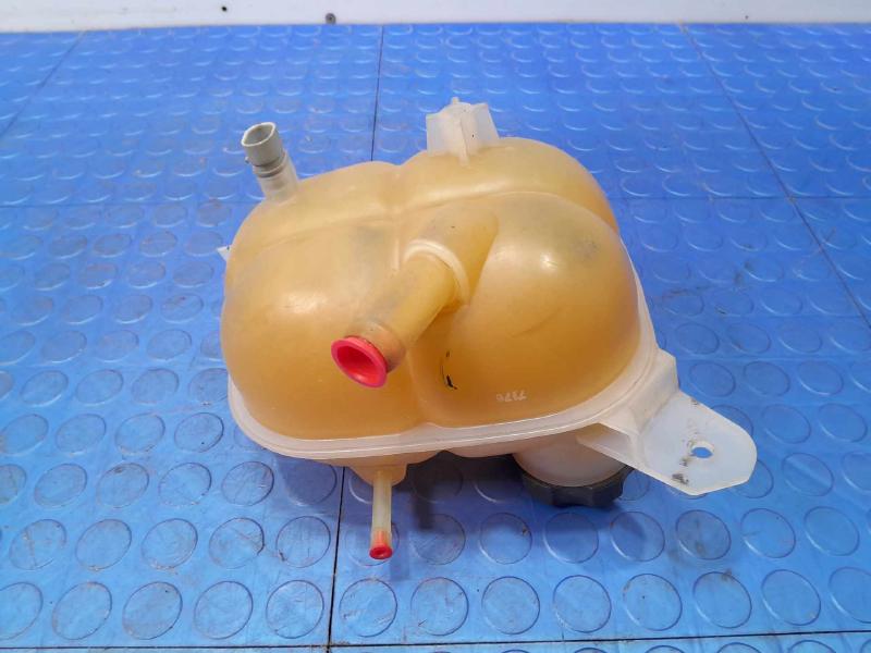 2006-2010 Pontiac Solstice Radiator Overflow Reservoir Assembly OEM 10368831