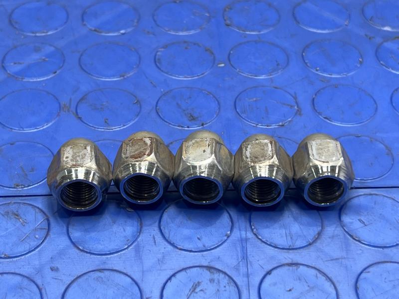 2017 Subaru Legacy Lug Nuts