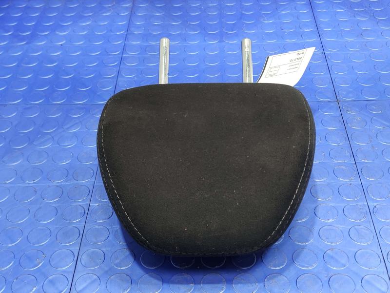 2016 Nissan Rogue Headrest