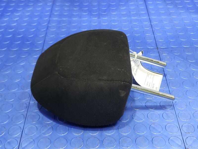 2016 Nissan Rogue Headrest