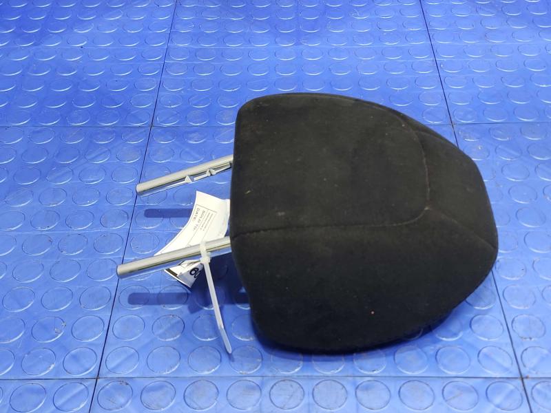 2016 Nissan Rogue Headrest