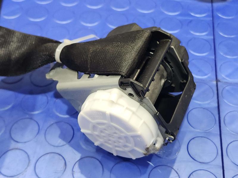 2018 Audi Q7 Rear Seat Belt