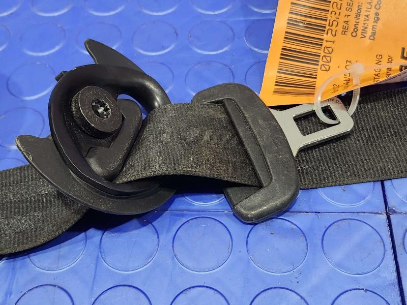 2018 Audi Q7 Rear Seat Belt