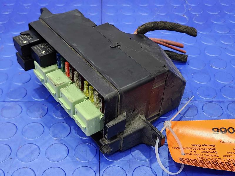 2014 MINI Cooper Countryman Engine Fuse Box