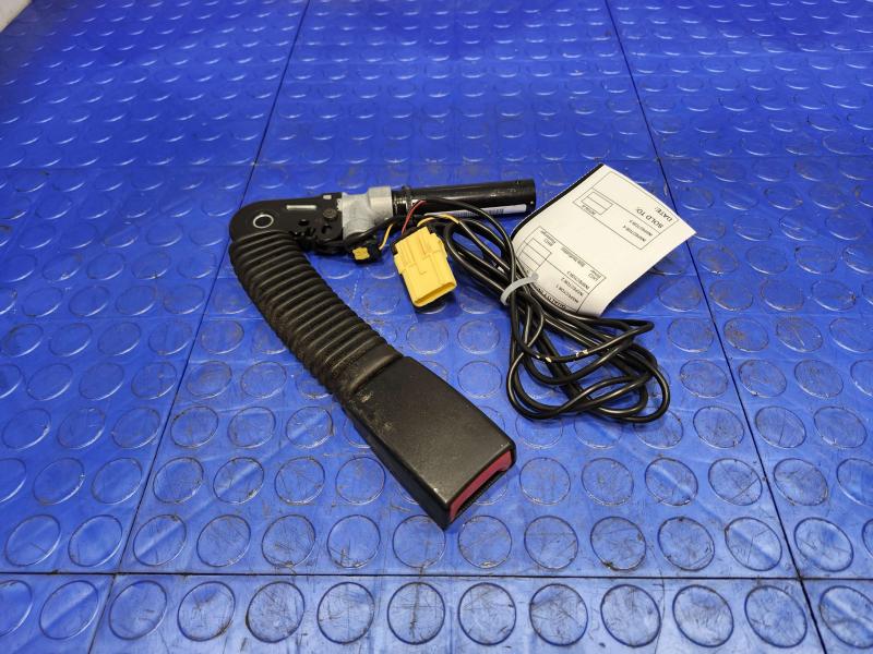 2018 Ram ProMaster Front Seat Belt