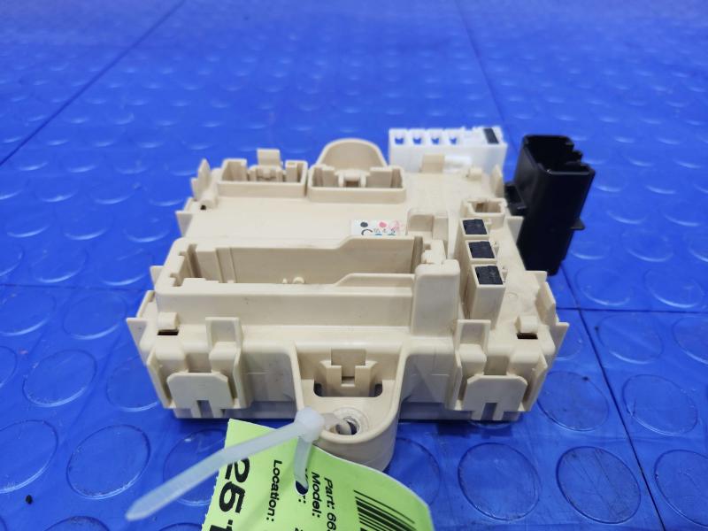 2005 Lexus RX 330 Cabin Fuse Box