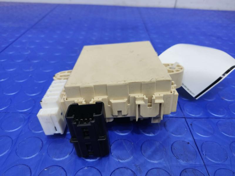 2005 Lexus RX 330 Cabin Fuse Box