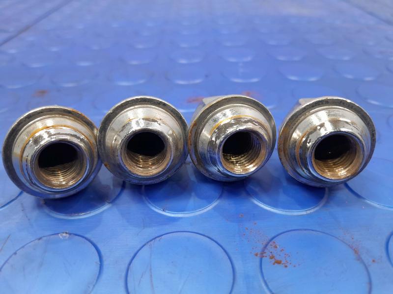 2021 Kia Rio Lug Nuts