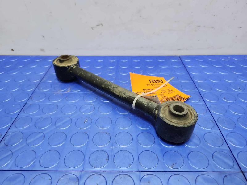 2013 Hyundai Santa Fe Lower Control Arm Rr