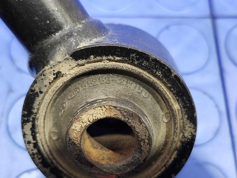 2013 Hyundai Santa Fe Lower Control Arm Rr