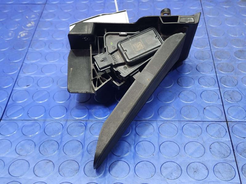 2021 Ford Explorer Pedal Assembly
