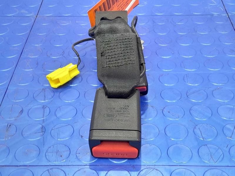 2017 Jaguar XE Rear Seat Belt
