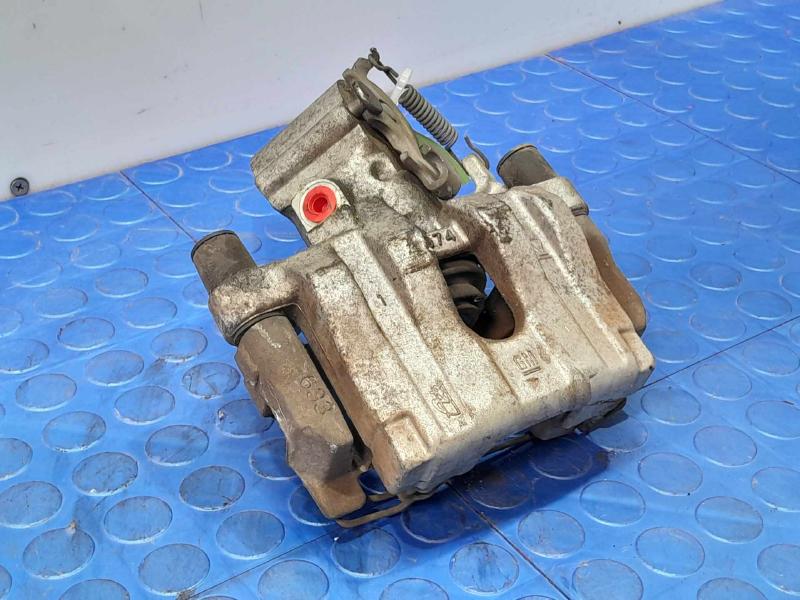 2008 Pontiac Solstice Caliper