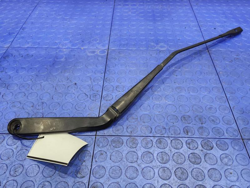 2015 Porsche Panamera Wiper Arm