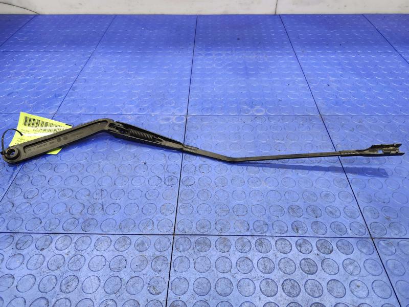 2015 Porsche Panamera Wiper Arm