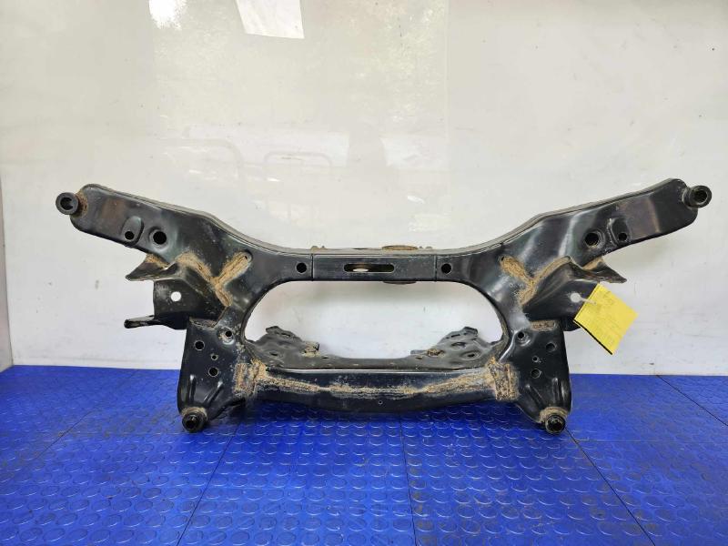 2016 Nissan Rogue Crossmember/Cradle/Undercarria