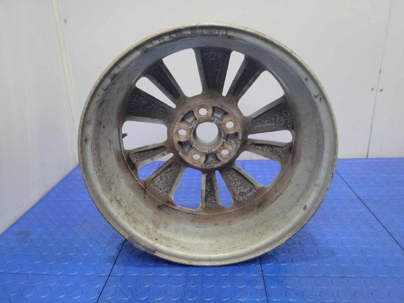 2016 Kia Sedona Wheel