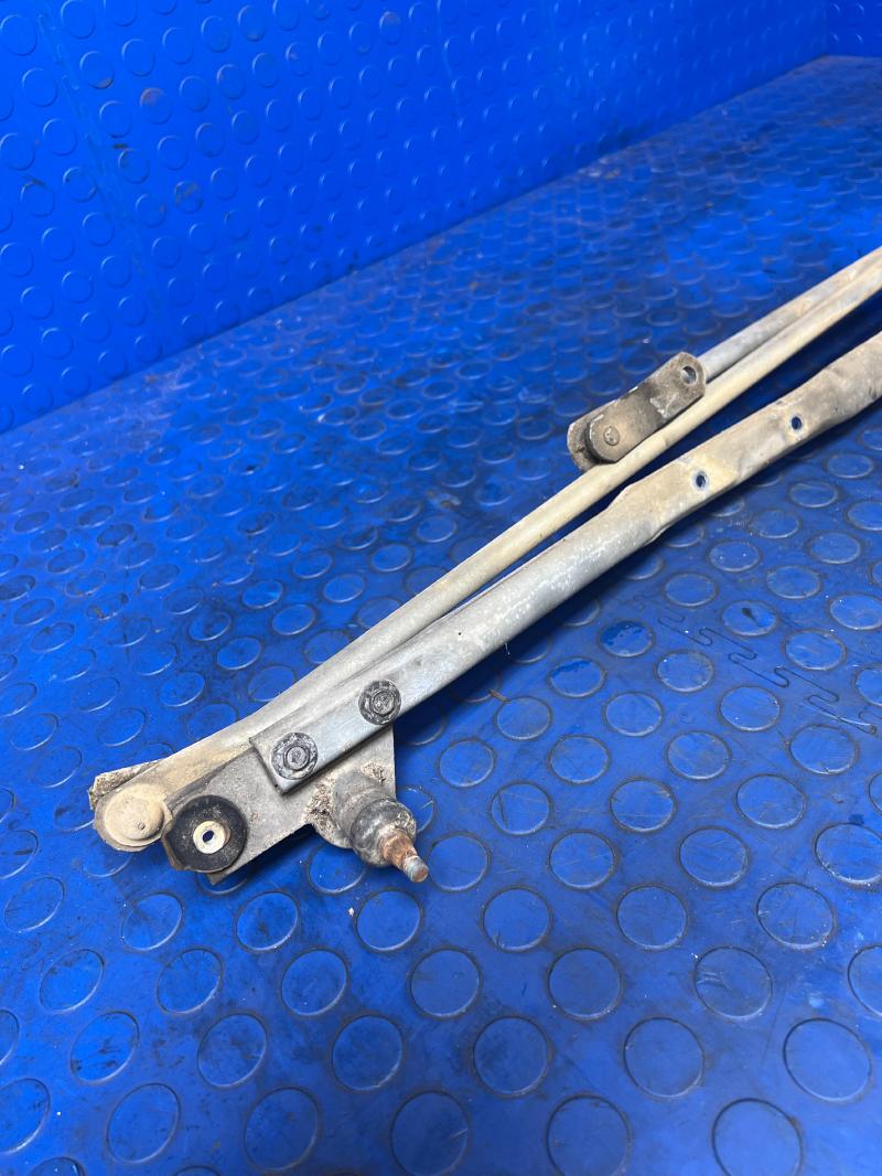 2000 GMC Sierra 1500 Wiper Trans. Linkage