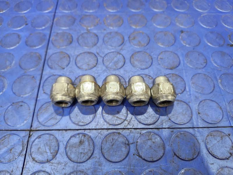 2017 Kia Optima Lug Nuts