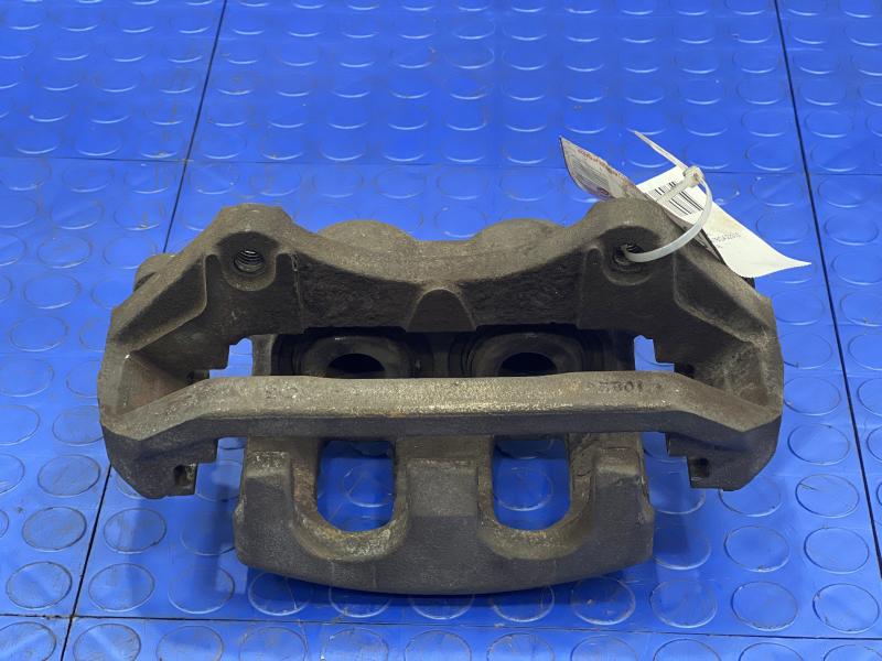 2011 Ford Explorer Caliper