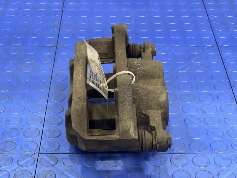 2011 Ford Explorer Caliper