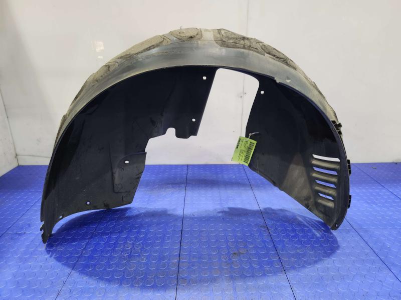2013 Chrysler 300 Inner Fender Liner