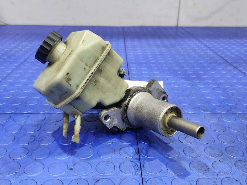 2012 Mercedes Sprinter Master Cylinder