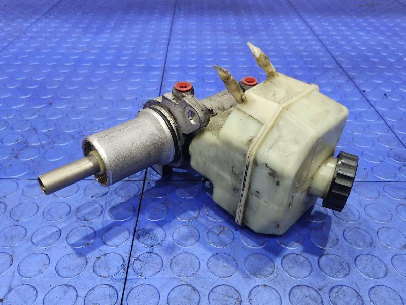 2012 Mercedes Sprinter Master Cylinder