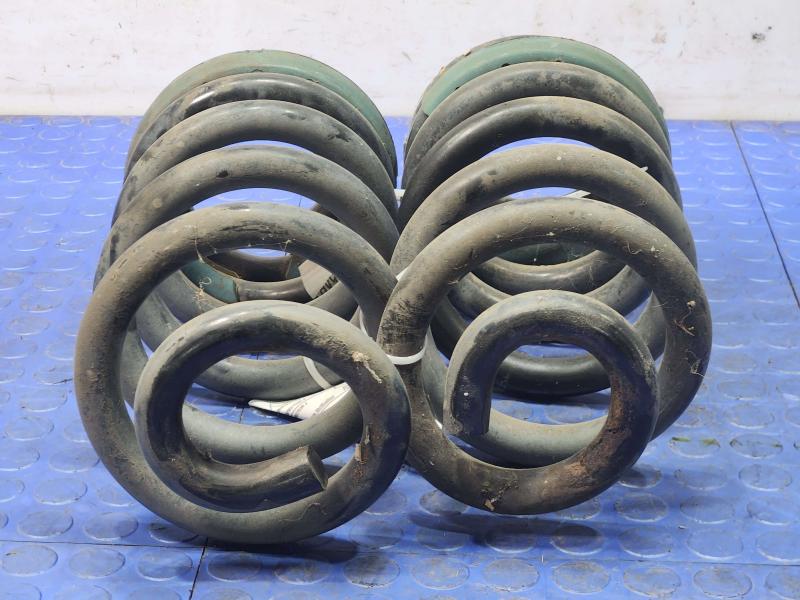 2014 Dodge Durango Coil/Air Spring