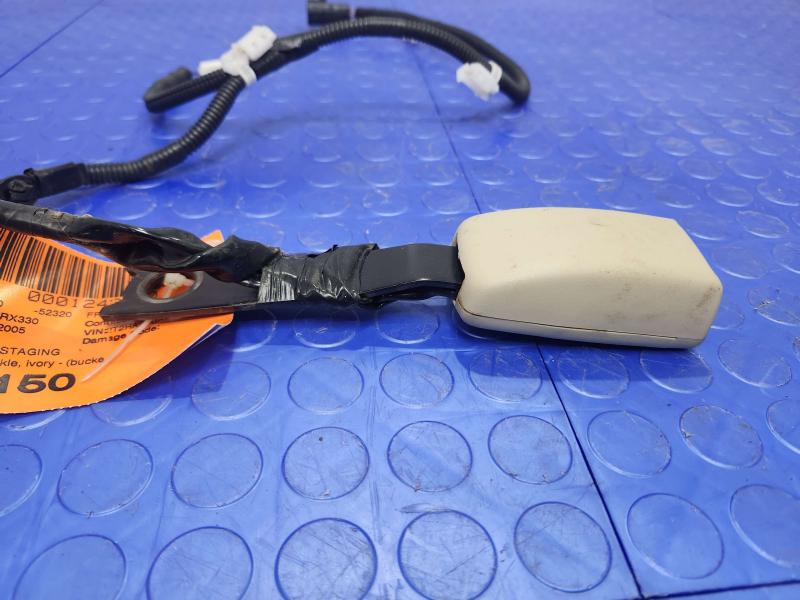 2005 Lexus RX 330 Front Seat Belt