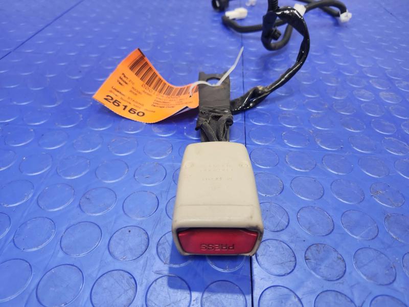2005 Lexus RX 330 Front Seat Belt