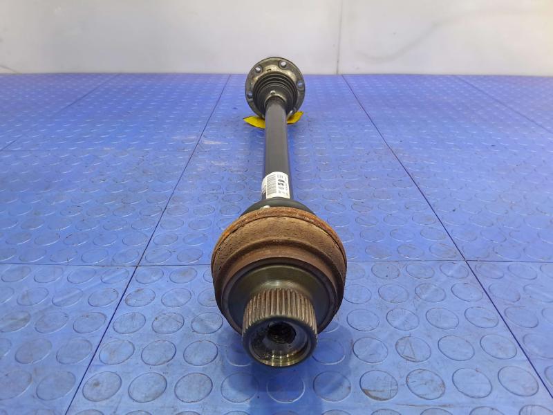 2013-2017 Audi Q5 Rear CV Drive Axle Left or Right Side Genuine OEM 8R0501203C,RH